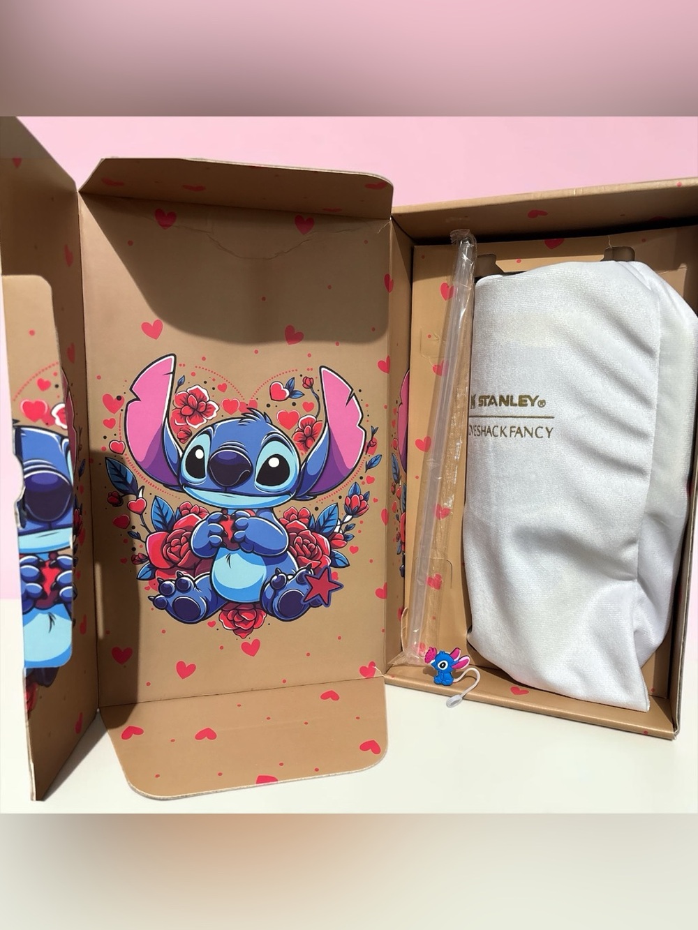NIB Stanley Special Edition Stitch 40oz Tumbler in Gift Box - Picture 5 of 9